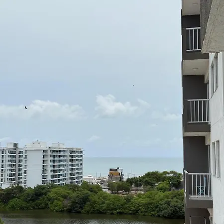 Cozy Stay, Near Beach, Walled Apartment Cartagena
